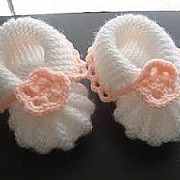 Newborn knitted booties